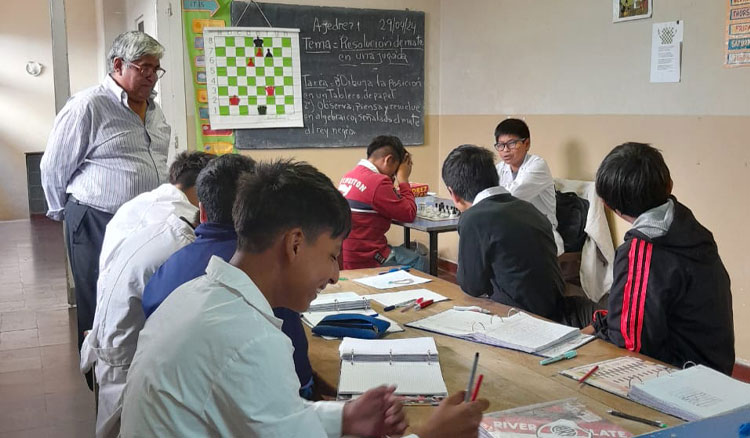 Fotografía: Educación promueve habilidades cognitivas a través del Ajedrez