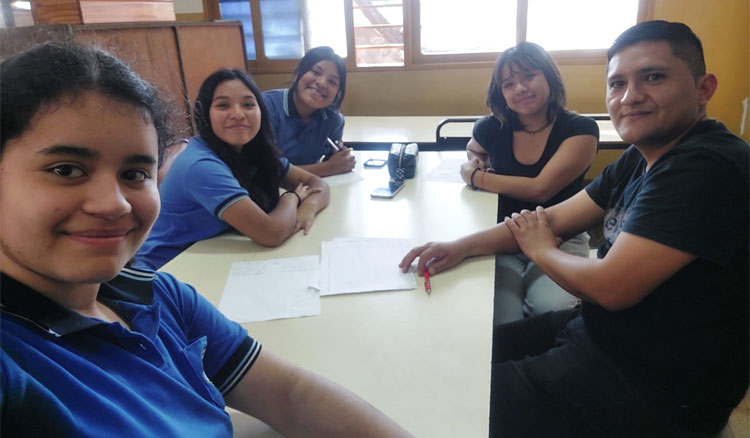 Fotografía: Educación impulsa la participación activa de los estudiantes secundarios