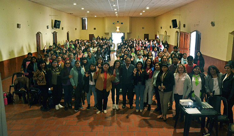 Fotografía: En Cachi el Gobierno sensibilizó a docentes sobre la trata de personas