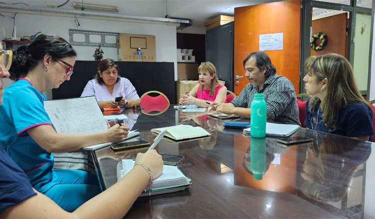 Fotografía: Salud y Educación planifican acciones intersectoriales para prevenir transmisiones verticales