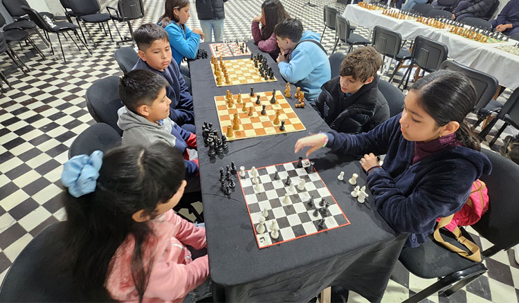 Fotografía: Estudiantes de Nivel Primario participaron en el Torneo Intercolegial de Ajedrez