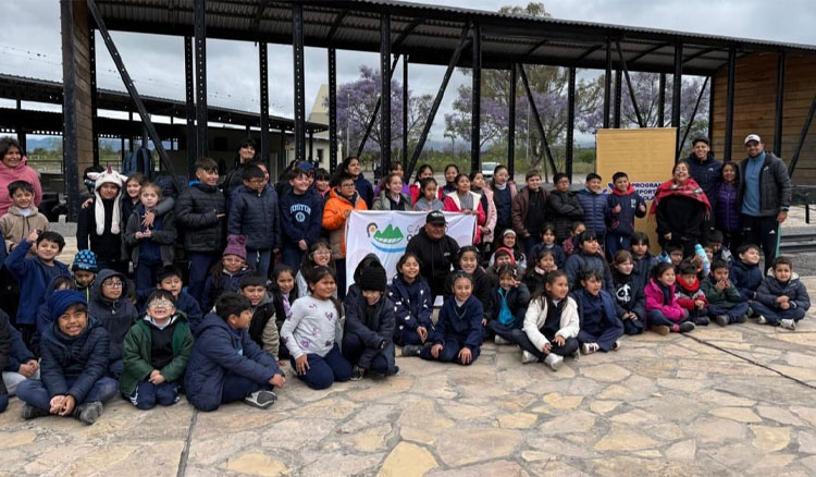 Alrededor de 80 estudiantes de primaria vivieron una experiencia educativa en el tren Fotografía: Alrededor de 80 estudiantes de primaria vivieron una experiencia educativa en el tren