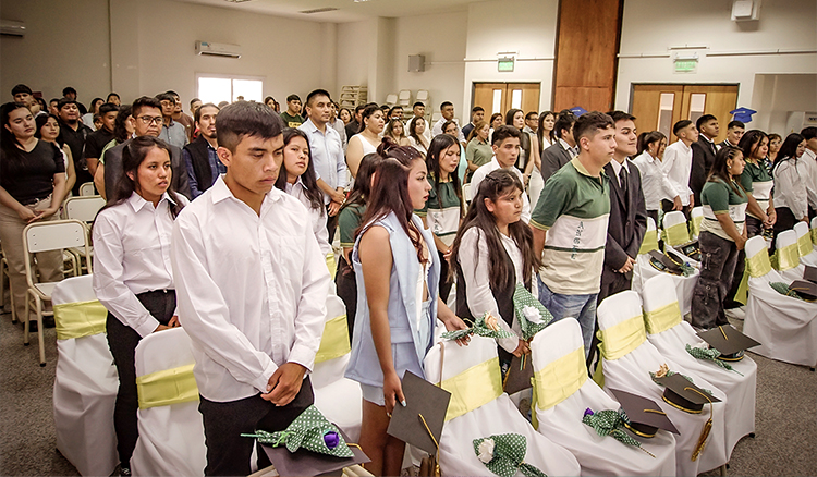 Fotografía: Son 34 los primeros egresados del nivel secundario rural