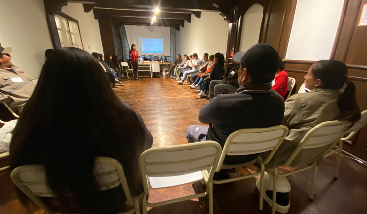 Fotografía: Talleres para familias: Cuidado en entornos digitales