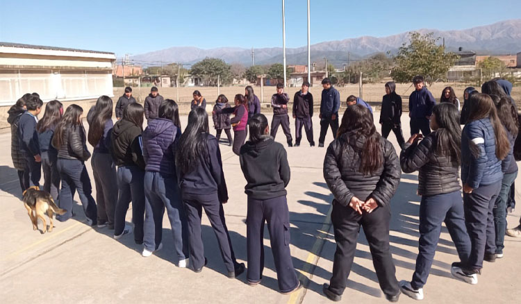 Imagen: Continúan las capacitaciones para prevenir la violencia en el aula