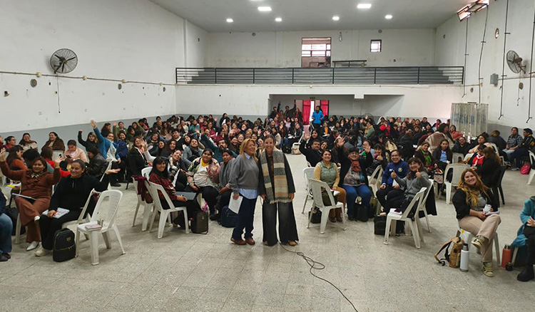 Fotografía: Más de 300 docentes participaron de una capacitación sobre mediación y convivencia escolar en San Martín