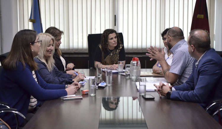 El Ministerio de Educación y la Junta de Secundaria analizaron la modernización de los procesos administrativos 