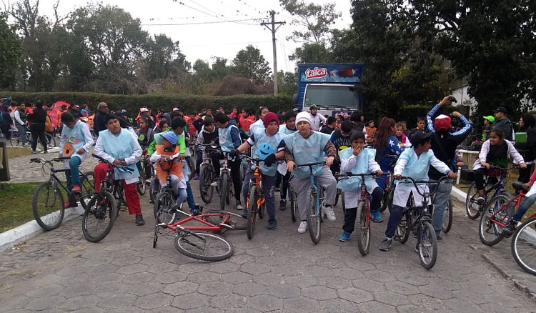 Niños de La Caldera y alrededores realizaron una “Bicicleteada por la inclusión”