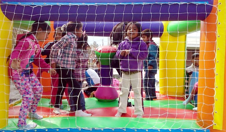 Festejos por el Día del Niño en las Escuelas Abiertas y Centros de Actividades Infantiles y Juveniles