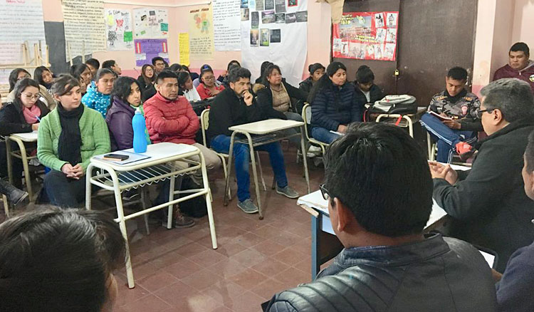 Instancia de diálogo en la comunidad de La Poma