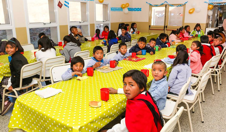 Este fin de semana abrirán 139 escuelas de cada municipio para brindar almuerzo